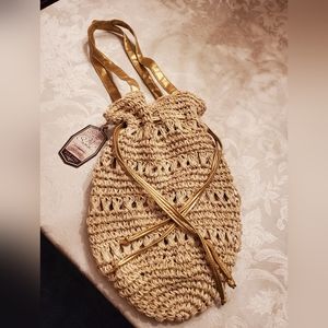 Sun N Sand Woven beach bag/tote
